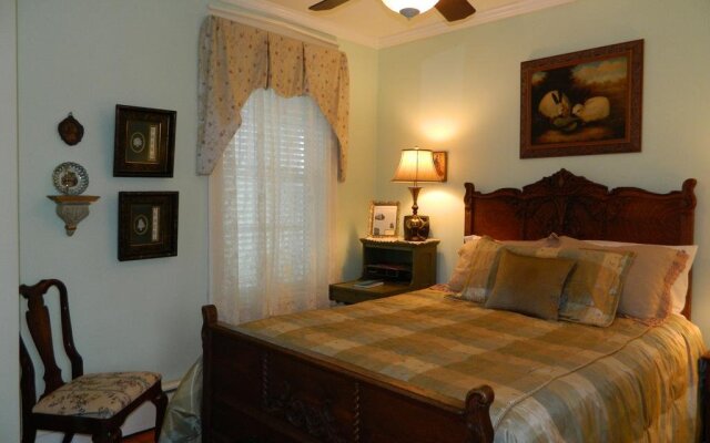 E J Bowman House Bed & Breakfast