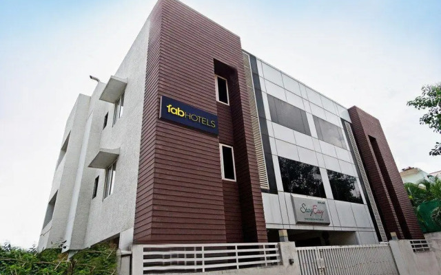 Stayeasy Serviced Apartment