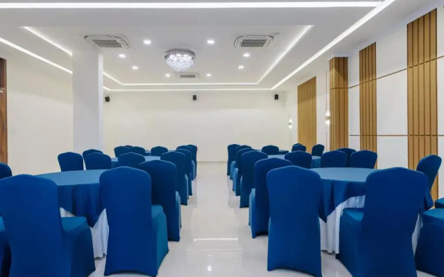 Treebo Premium Aasma Courtyard