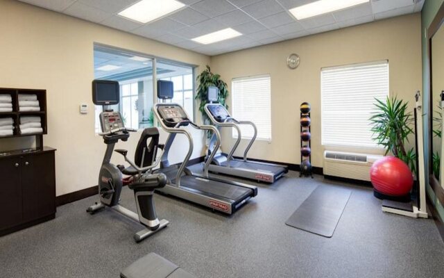 Hampton Inn & Suites By Hilton Toronto Airport