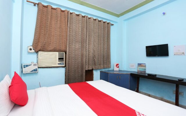 Hotel Dolphin by OYO Rooms