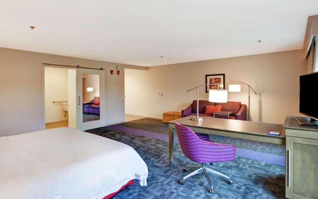 Hampton Inn & Suites Ashland