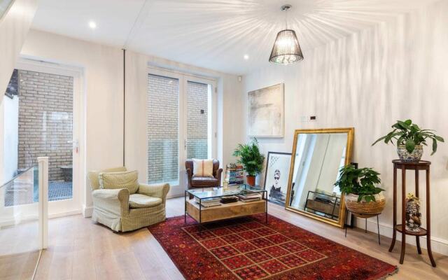 Stunning 3-bed House W/terrace & Garden in Notting Hill