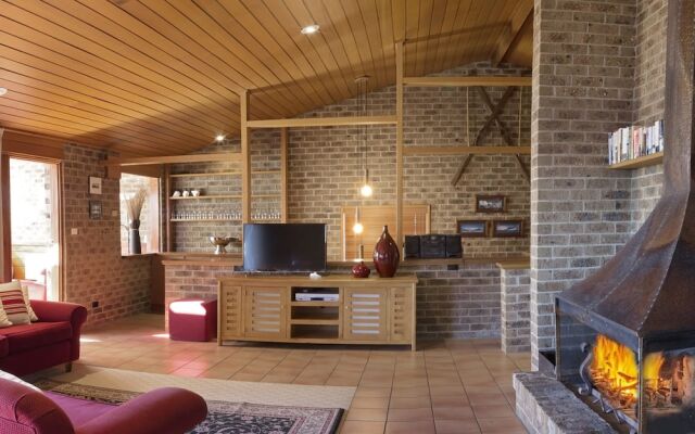 Bundilla 4- Townhouse with Sauna