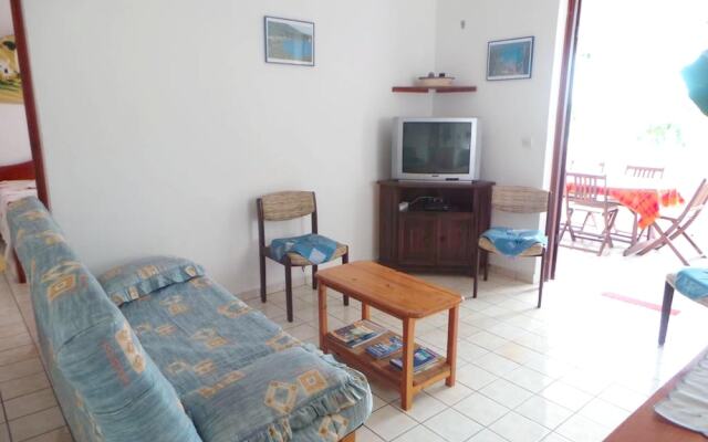 House With 2 Bedrooms in Bouillante, With Wonderful sea View, Enclosed