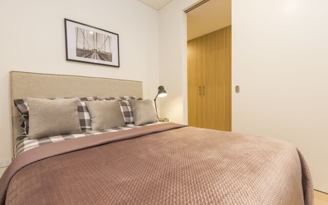 Air Conditioned One Bedroom with Pool Close To CBD