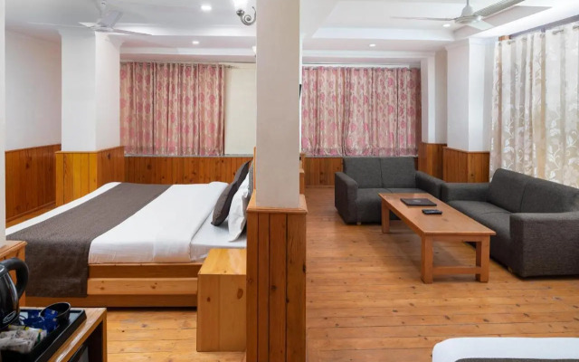 The Posh Hotel near Mall Road with Hassle Free Covered Parking