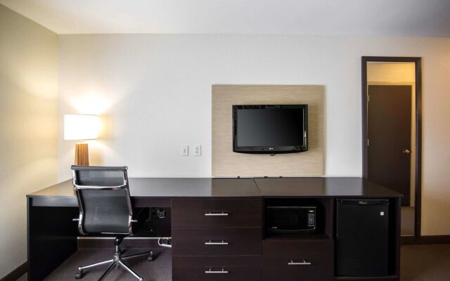 Sleep Inn And Suites Haysville