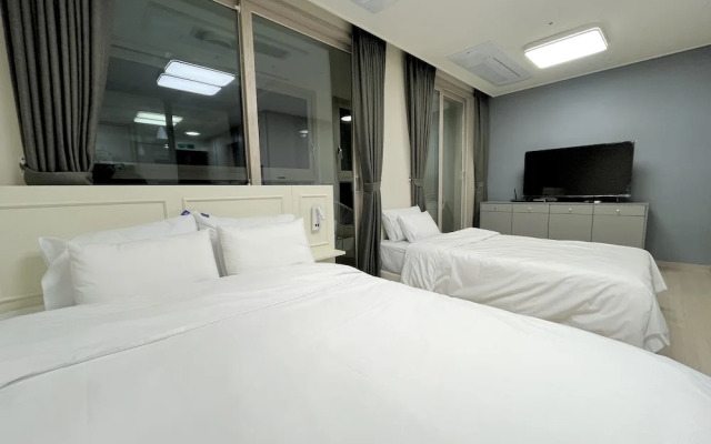 Landmark Stay in Songdo