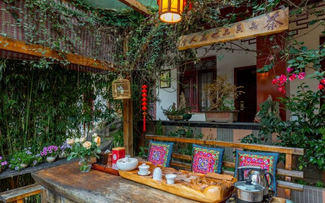 Lijiang He Mu Ju Inn Fairview Branch