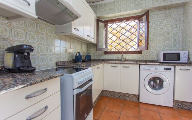 Townhouse with roof terrace 300m Arenal
