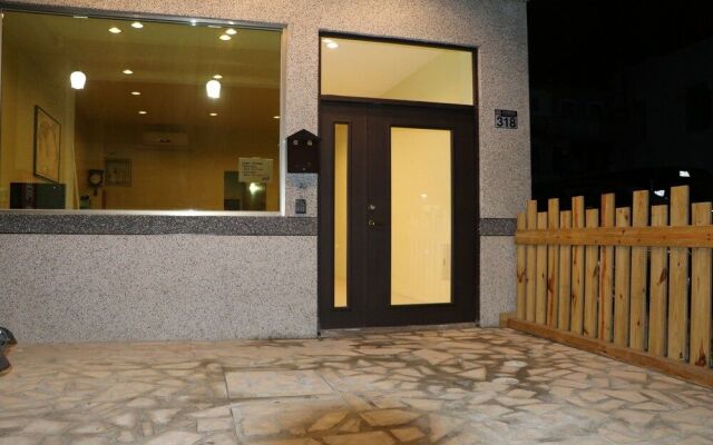 HeFeng B&B