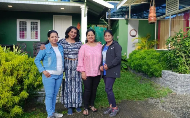 Fab Valley Homestay