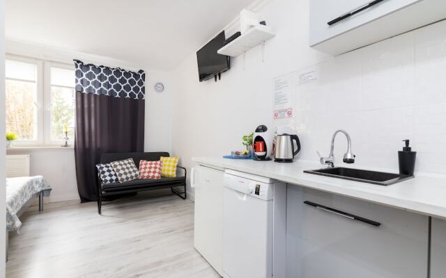 Solec Studio Center River