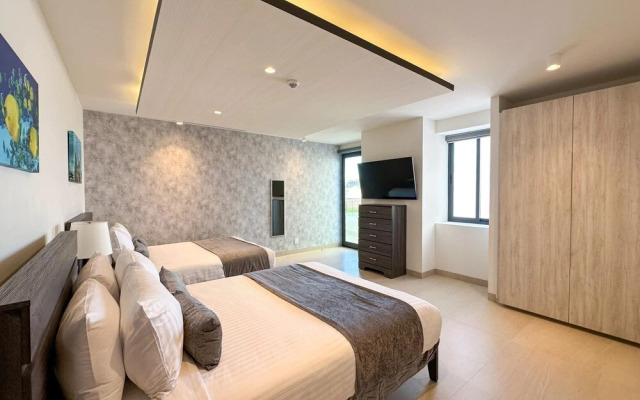 New 3BR Ground Floor Las Palomas Condo