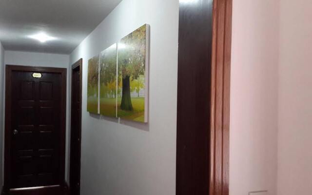 Xitang Xuyue Theme Inn