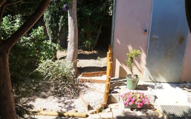 Les Nénuphars - au cœur du centre