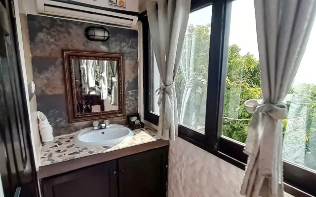 Hotel Mi Paraíso Río Dulce
