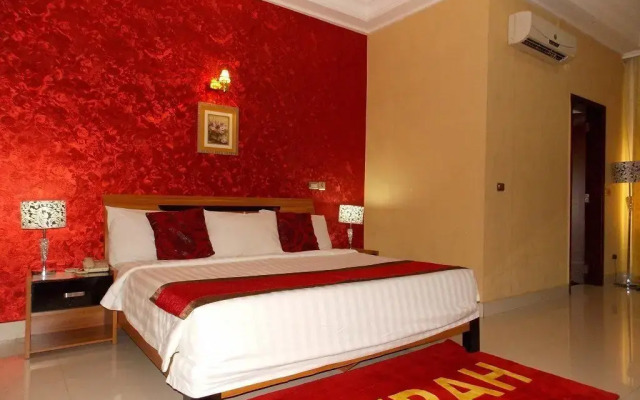 Ajuji Greenwich Hotel