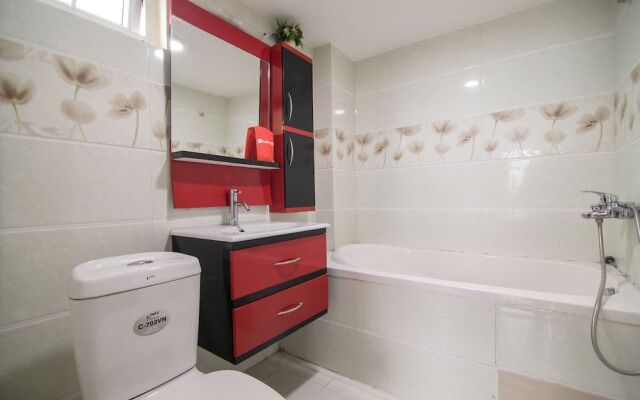 RedDoorz Plus near Benh Vien 108