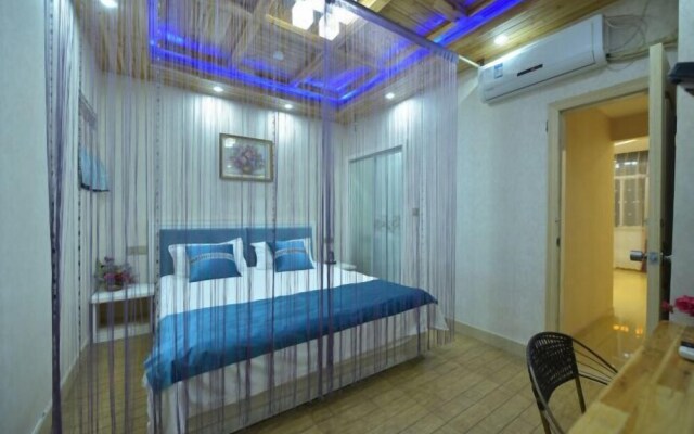 Jinxiu Nianhua Inn