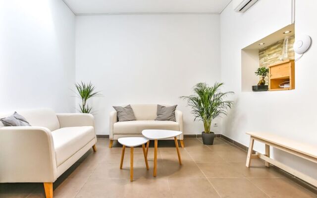 Laramond Barcelona Rooms