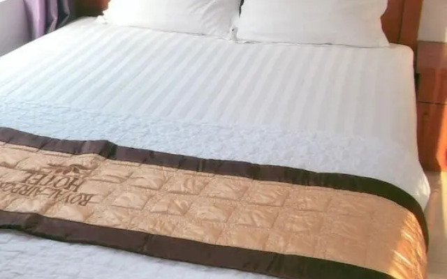 Huy Hoang Airport Hotel