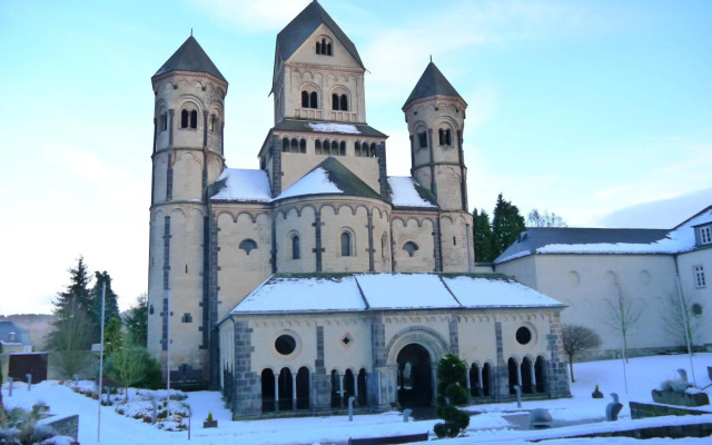 Rhein - Mosel Quartier 4