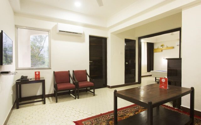 OYO 9806 Hotel Arvi