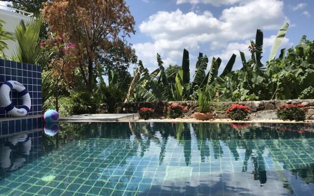 Patong Hill sea view villa 4 bedroom private pool