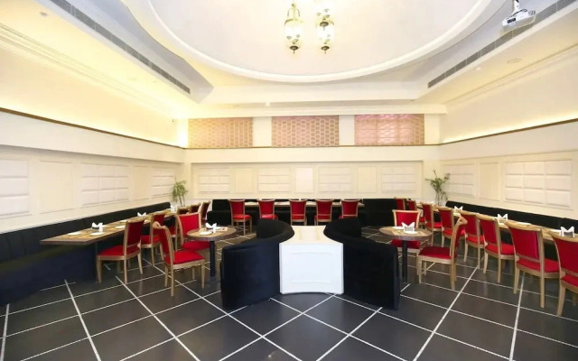 Hotel Jane Royale by OYO Rooms