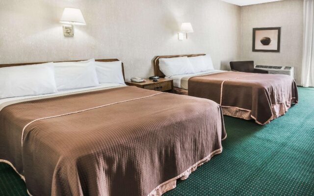 Howard Johnson Milford