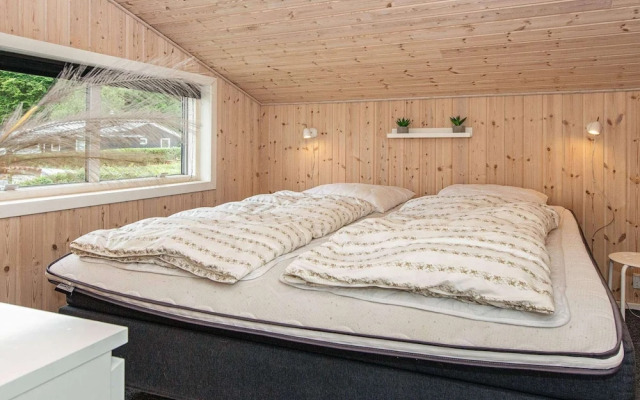 Vibrant Holiday Home in Juelsminde near Sea
