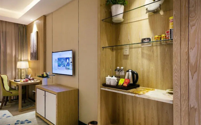 Jinchen Hotel (Hangzhou Huanglong Sports Center)