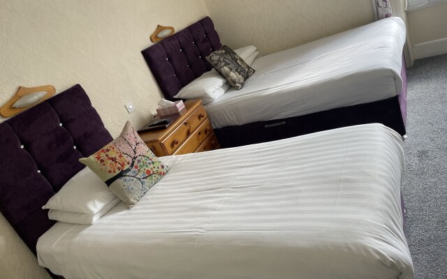 Diamonds Inn Ltd