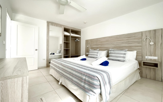 Aparthotel Playa del Sol - Adults Only