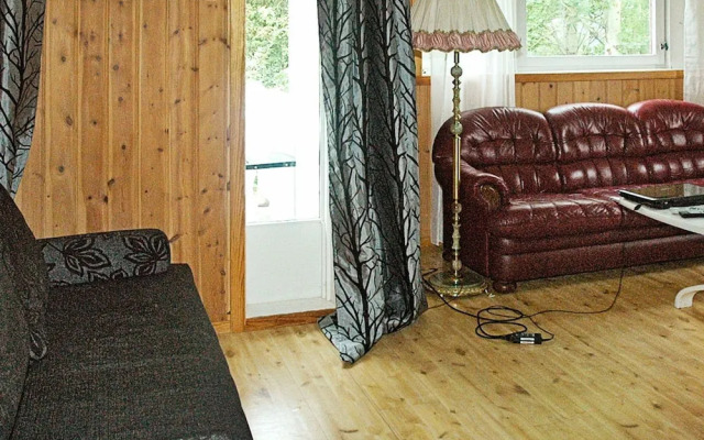4 Person Holiday Home in Høyheimsvik