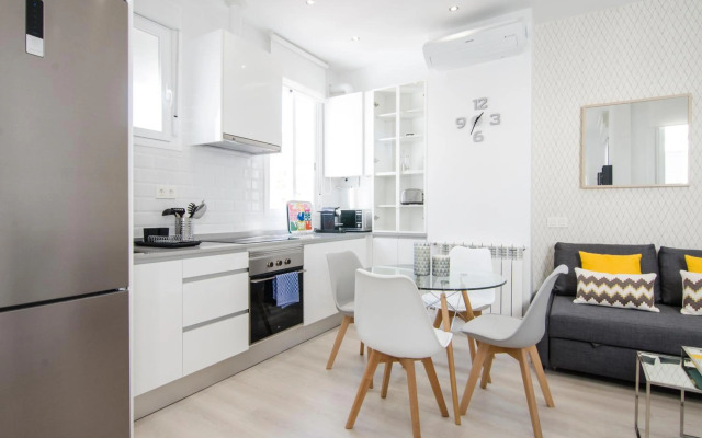 Minty Stay - Jose Ortega y Gasset