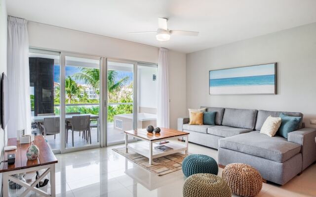 Casa Almajuma 415 S 2 Bedroom Condo by RedAwning