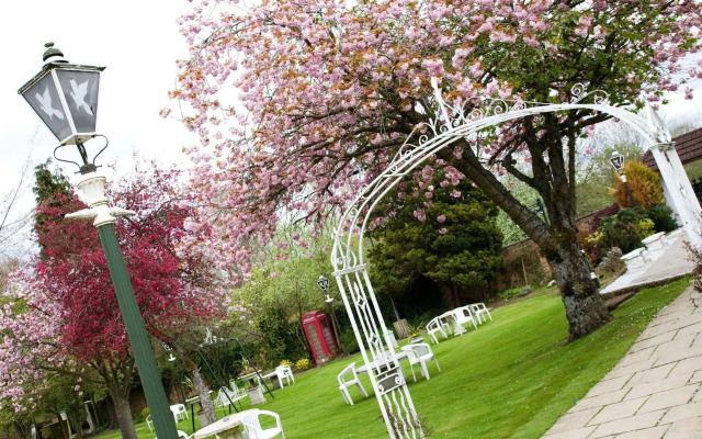 The Popinjay Hotel & Spa