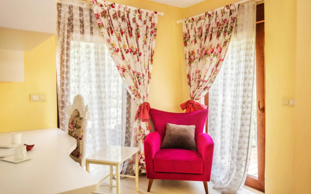 Zumrut Cirali Butik Otel