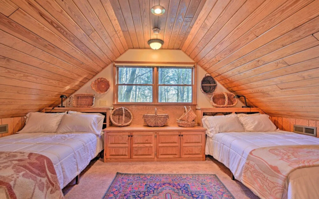 Serene Cabin w/ Riverfront Views & Access!