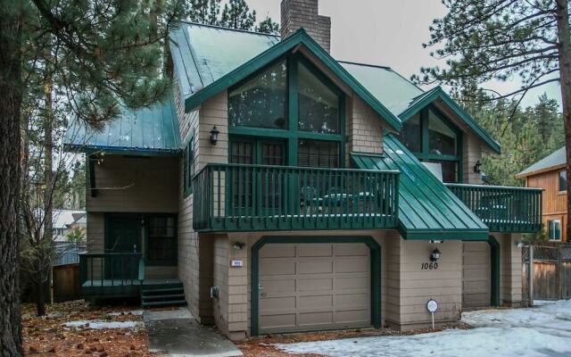 Fawnskin Chalet-1826 by Big Bear Vacations