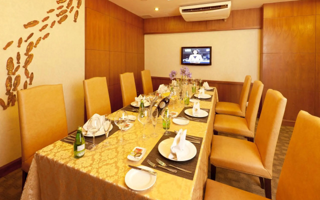 Liberty Hotel Saigon Parkview