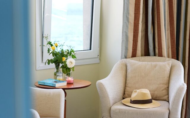 Sea Breeze Hotel Apartments & Residences