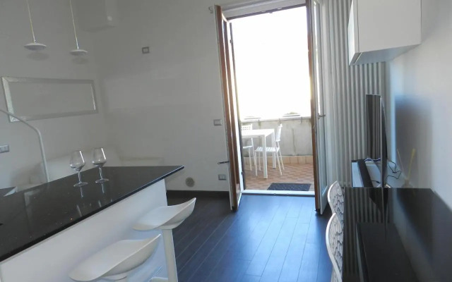STUDIO THE BEACH - Regarda Travel