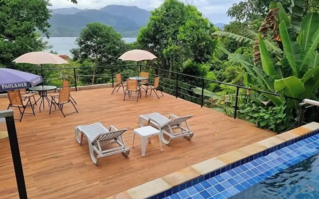 Yumi Chalés Ilhabela