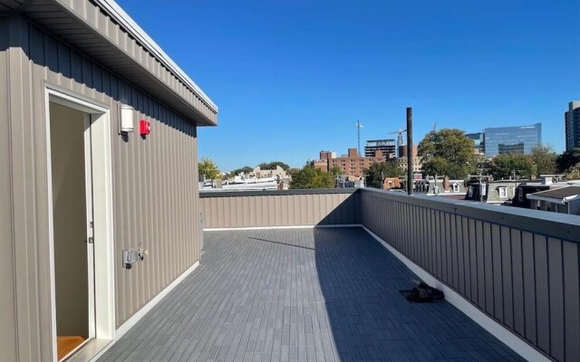 A2 300 Budd Street in Philadelphia