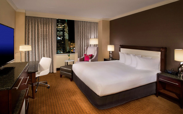 Hilton Minneapolis