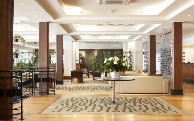Private apartments in a Landmark Heritage Building – Lobby – Auckland